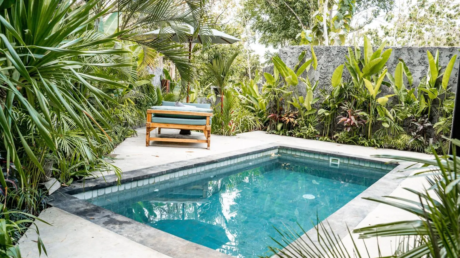 New Keluk Villa With Private Pool Walking Distance To Bingin Beach Uluwatu
